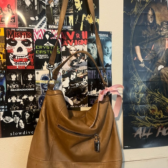 B. Makowsky Tan Leather Shoulder Bag - Picture 2 of 8